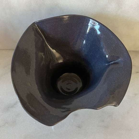 Handmade Modern Contemporary Purple Pottery Bowl - Picture 3 of 8